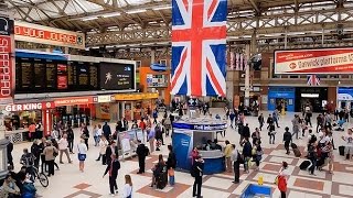 A Walk Through The London Victoria Station London England [upl. by Steinke988]